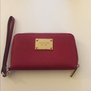 Michael Kors wristlet
