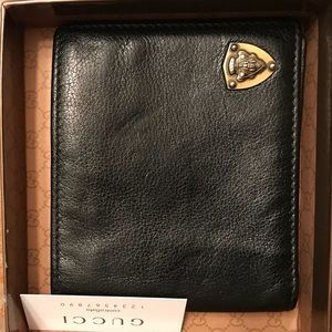 Men’s Authentic Gucci Wallet