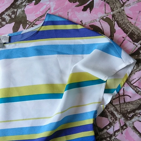 Blouse - Picture 2 of 4