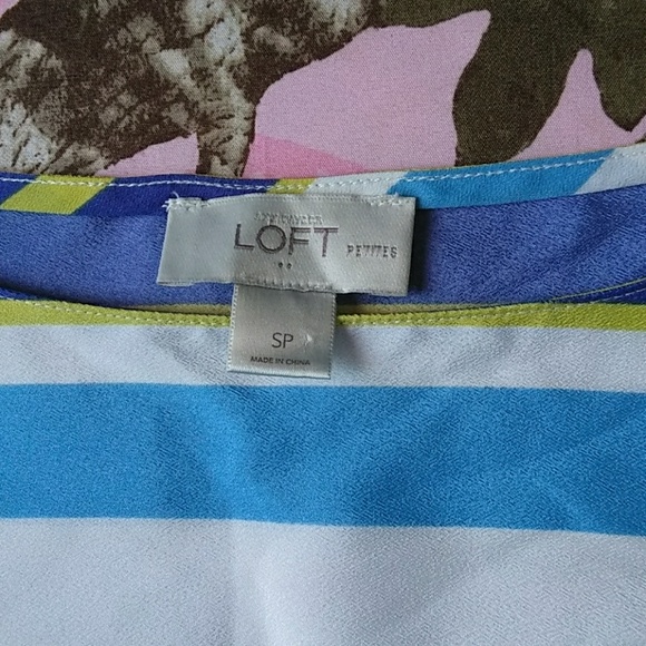 Blouse - Picture 3 of 4