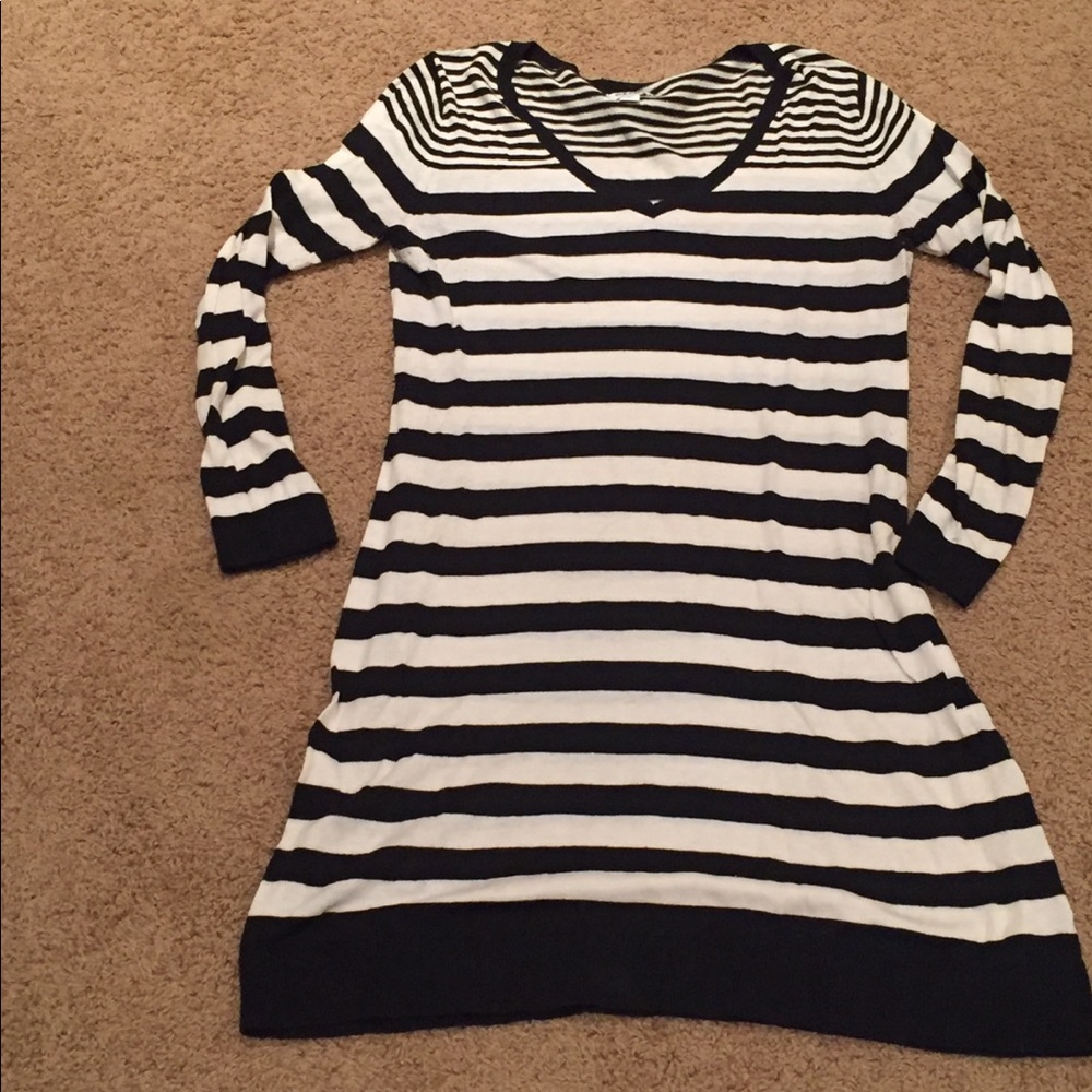 Long sleeve Black and Cream stripped sweater dress