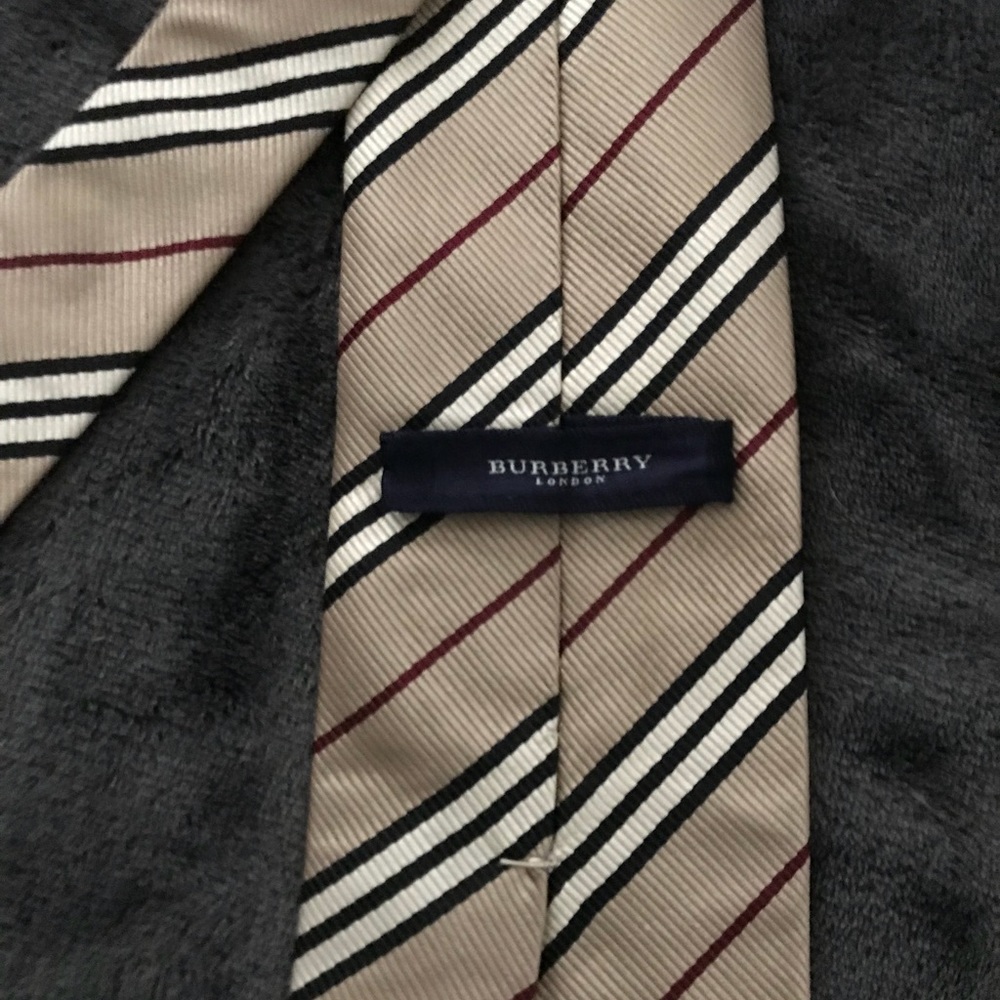 Authentic Burberry Tie