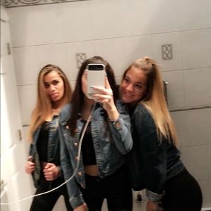 Meet your Posher, Angelina