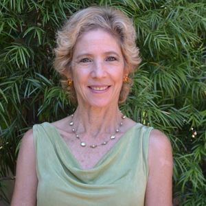 Meet your Posher, Leslee