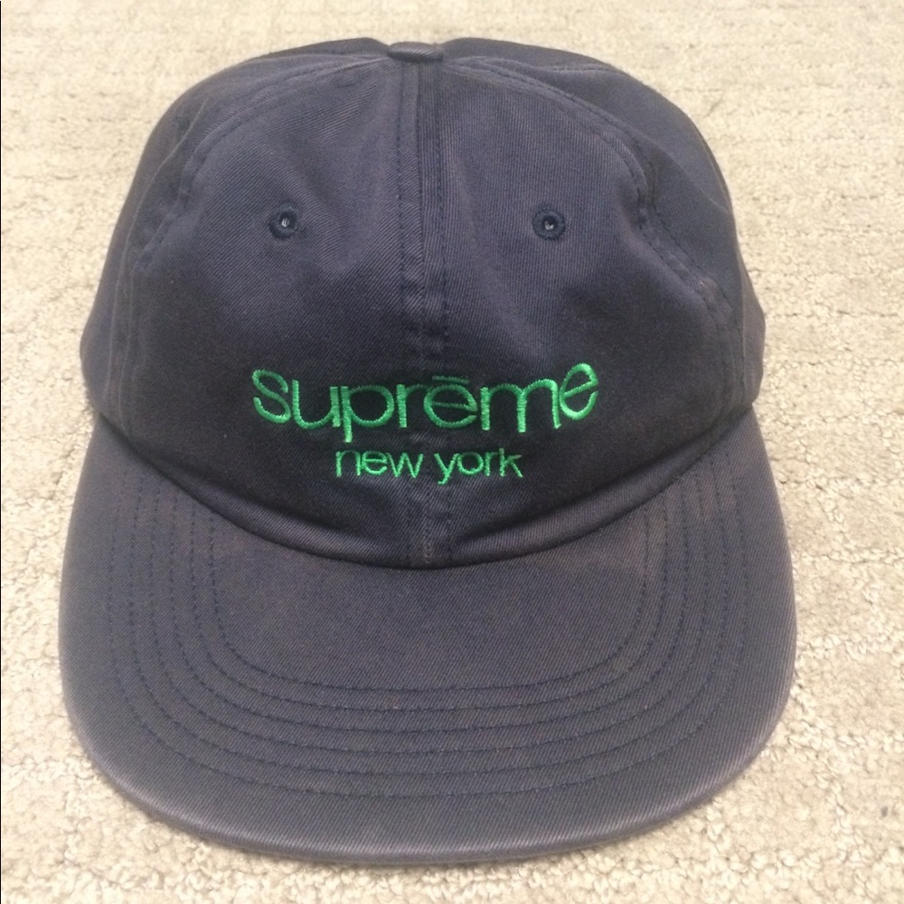 Supreme New York hat