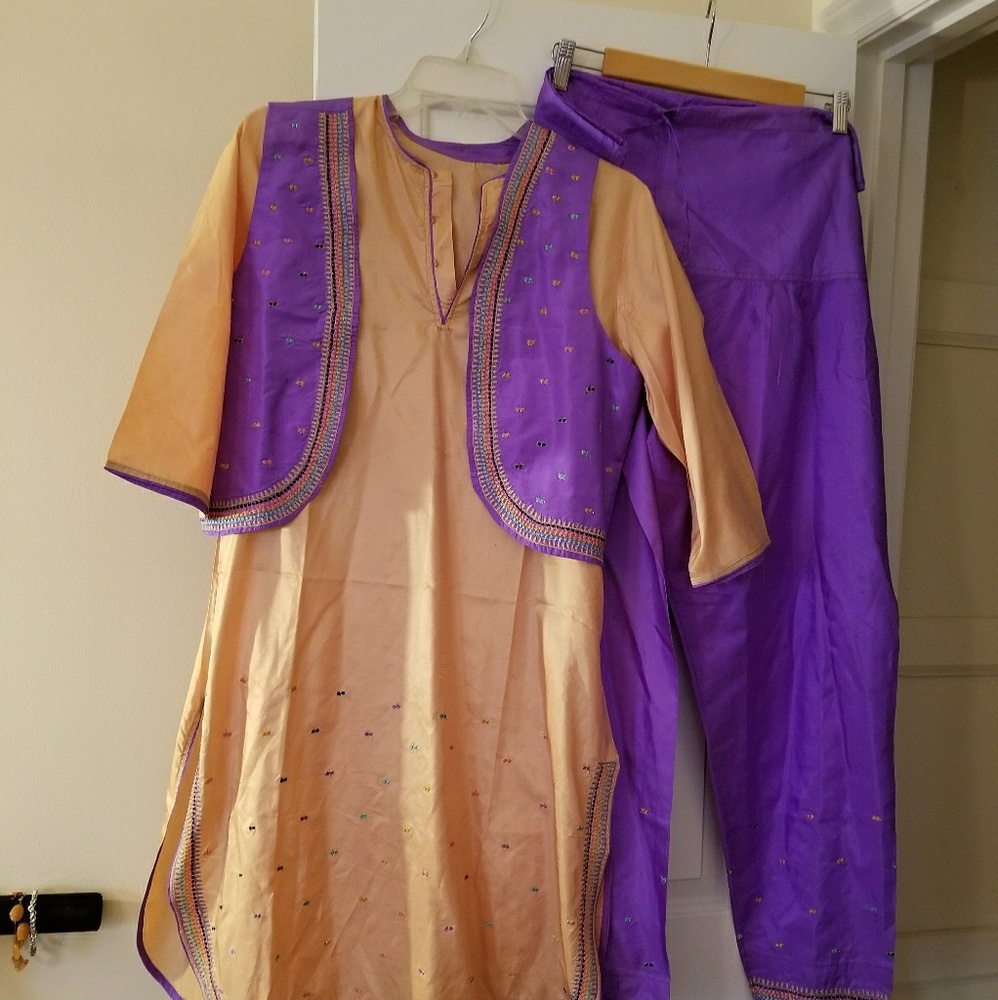Salwar Kameez suit