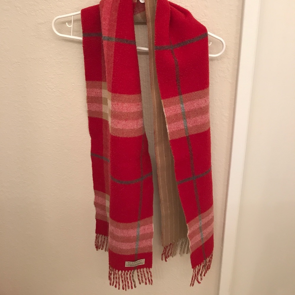 Burberry fleece scarf