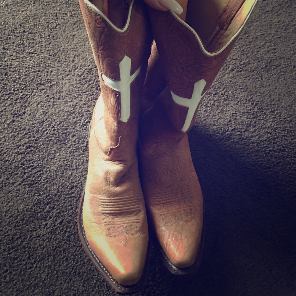 Ladies Cognac Cross Cowgirl Boots L5121