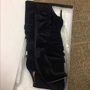 ✨ Super Cute Velour Tall Boot!! ✨