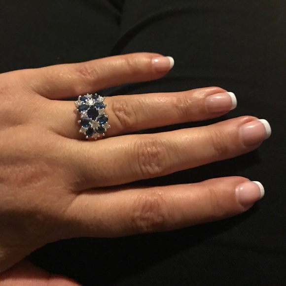 Sterling silver blue sapphire & white topaz ring - Picture 3 of 3