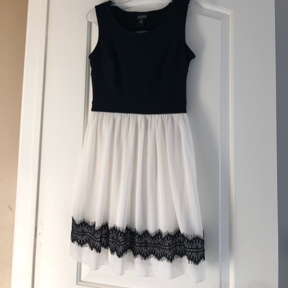 Dress black/cream size-6
