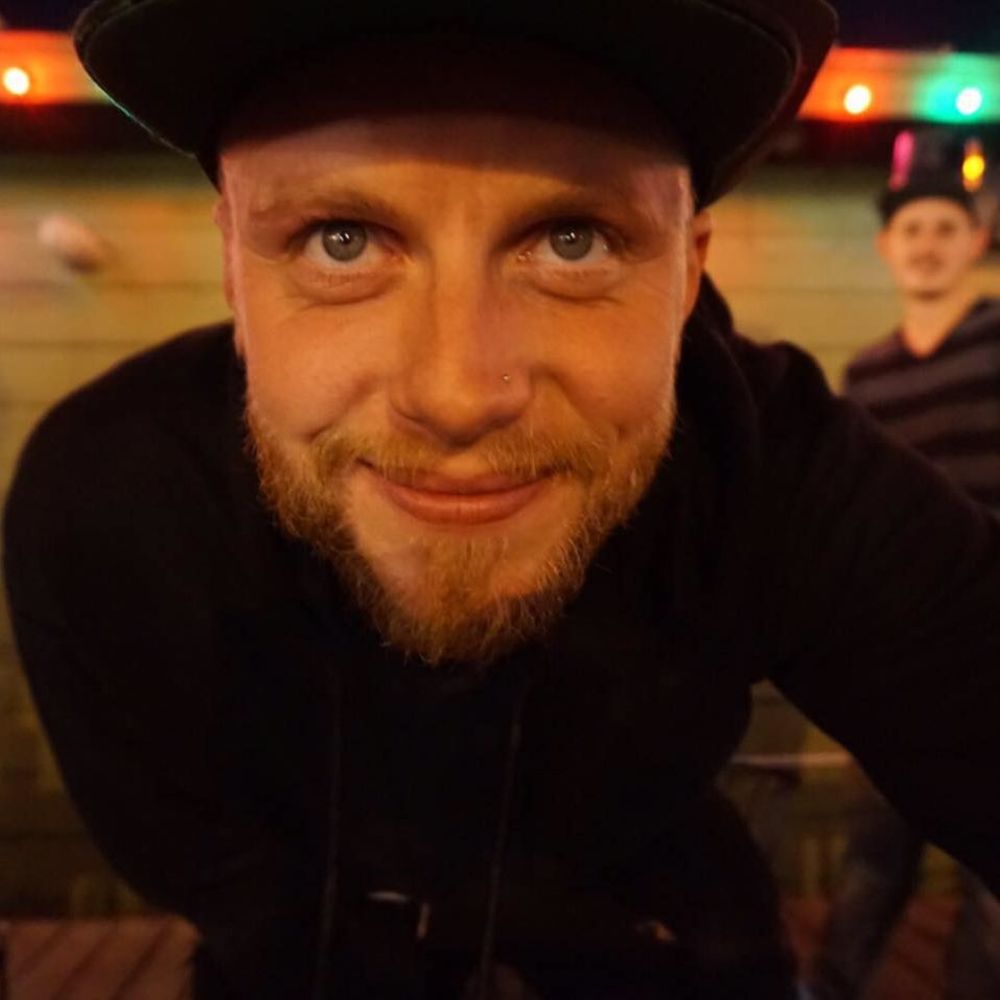 Meet your Posher, Josh