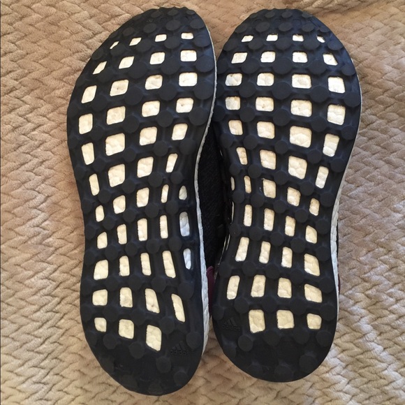 Adidas PureBoost Black Burgundy UltraBoost - Picture 4 of 4