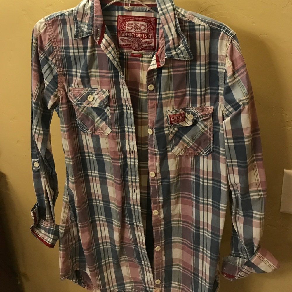 Women’s Shirt size medium