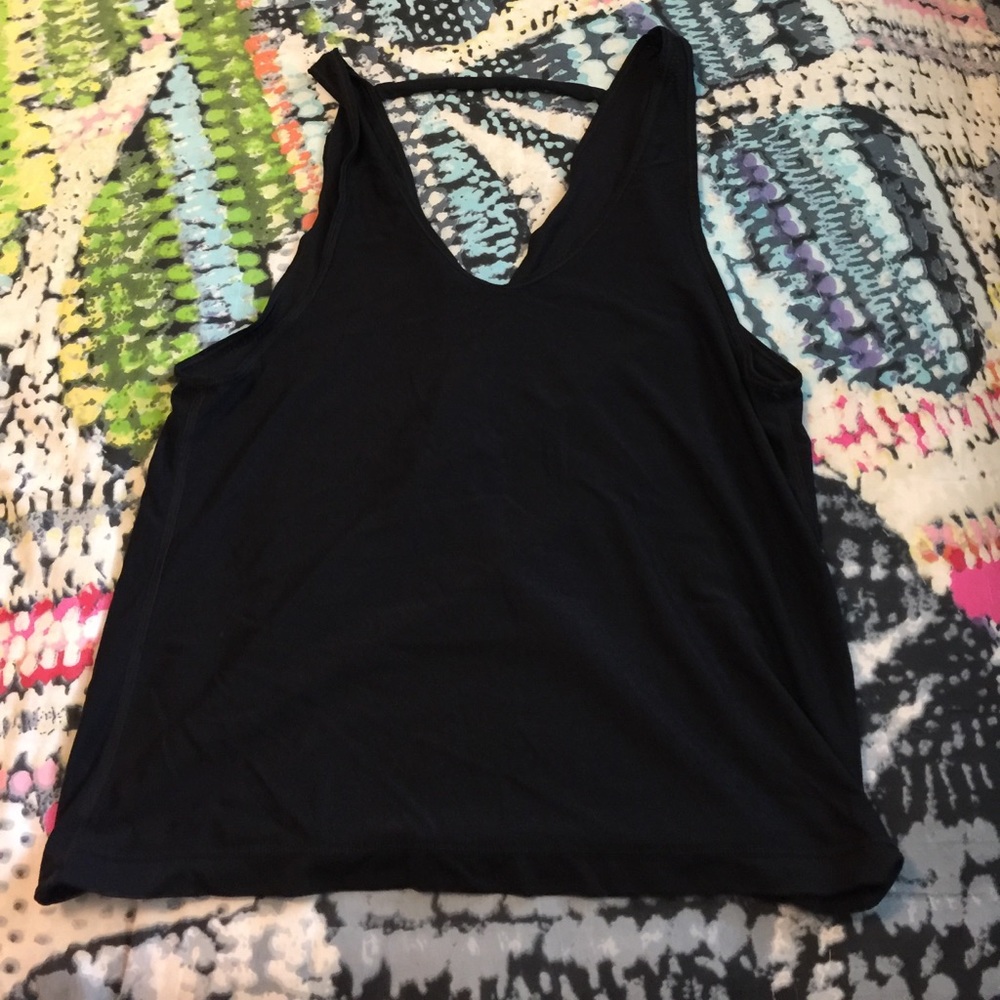 Black alo tank