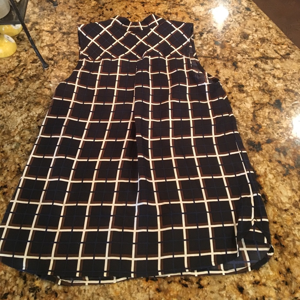 For @_jen J. CREW silk- twill blouse in windowpane - Picture 7 of 7