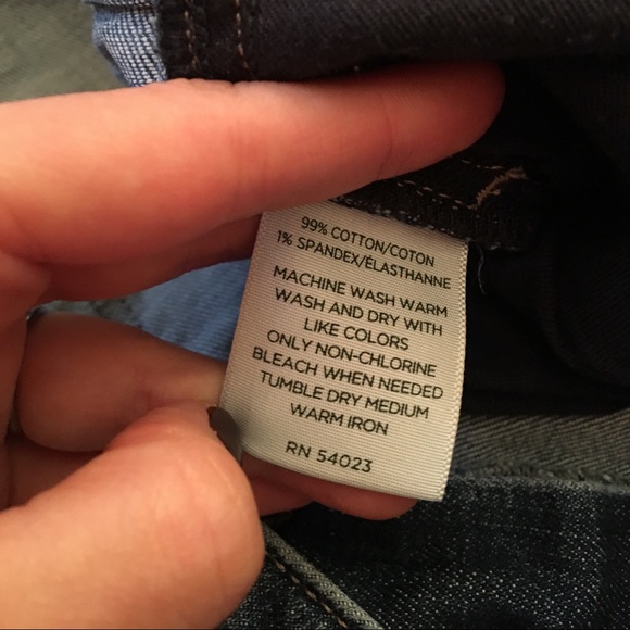 Banana Republic Urban Straight Leg Jeans - Picture 6 of 7