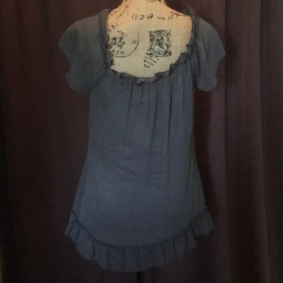 Charlotte Russe Ruffle Top - Picture 2 of 8