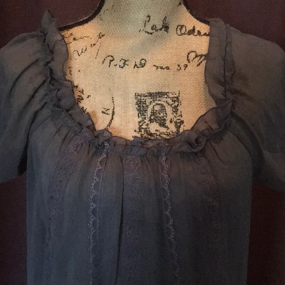 Charlotte Russe Ruffle Top - Picture 4 of 8