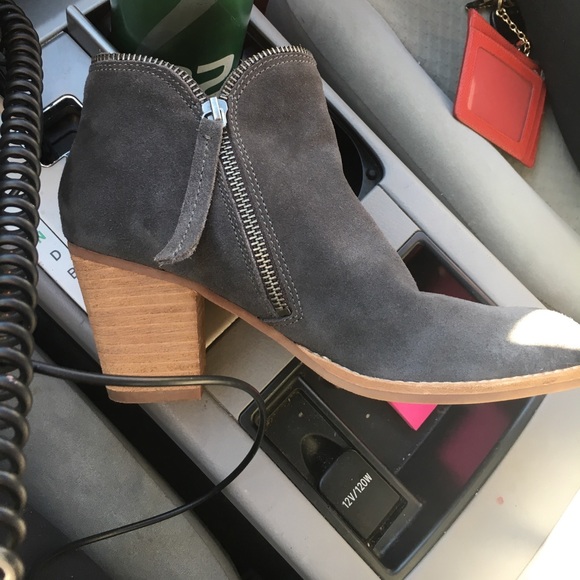 Boots - Picture 2 of 3