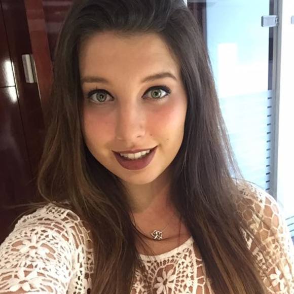 Meet your Posher, Lourdes - Picture 1 of 1