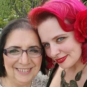 Meet your Posher, Anne