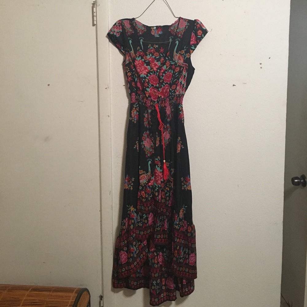 High-low silky peacocks dress