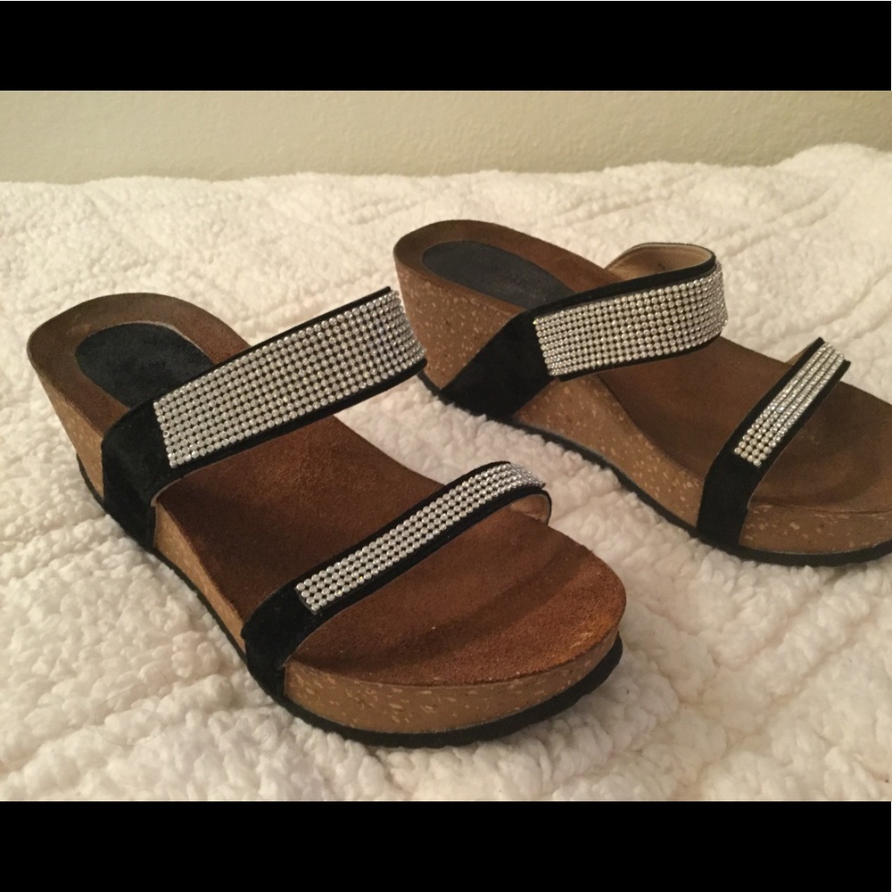 Women’s sandals
