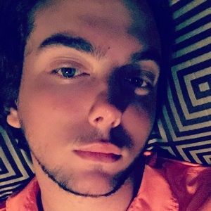 Meet your Posher, Cory