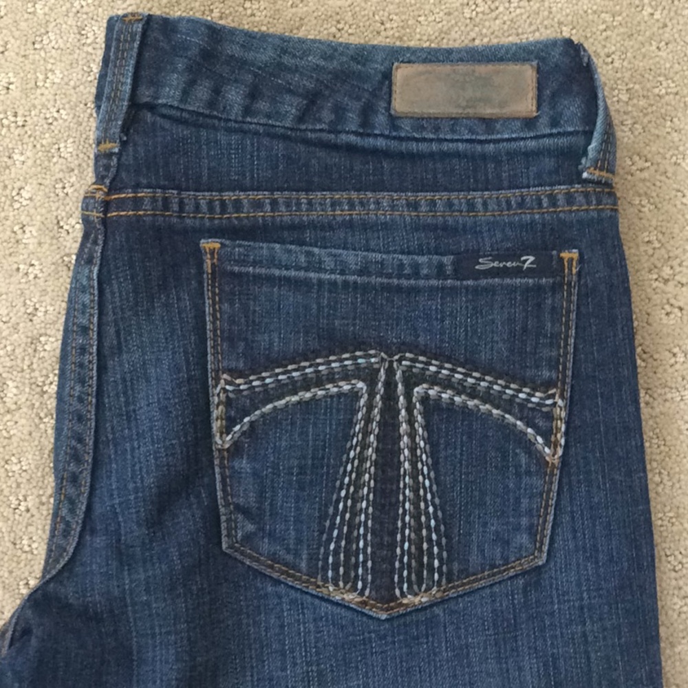 NWOT Seven 7 "Boot Cut" jeans in ladies size 32