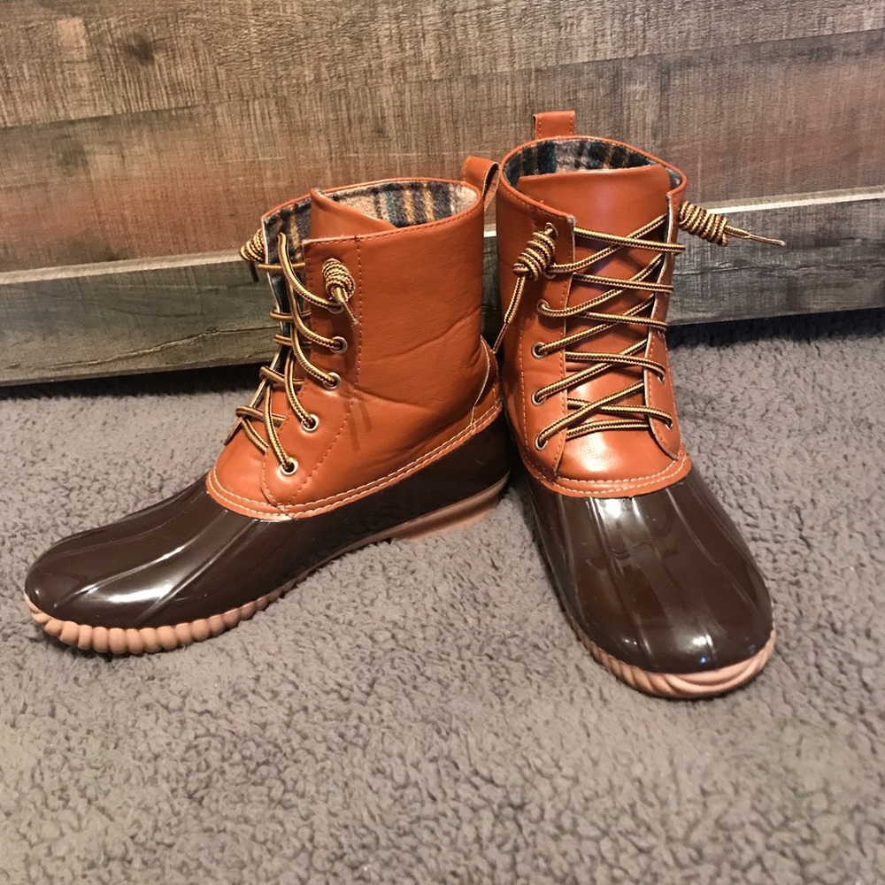 ‼️SOLD‼️ Duck Boots Tan Brown