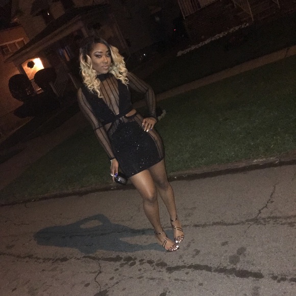 Black embellished dress - Picture 3 of 6