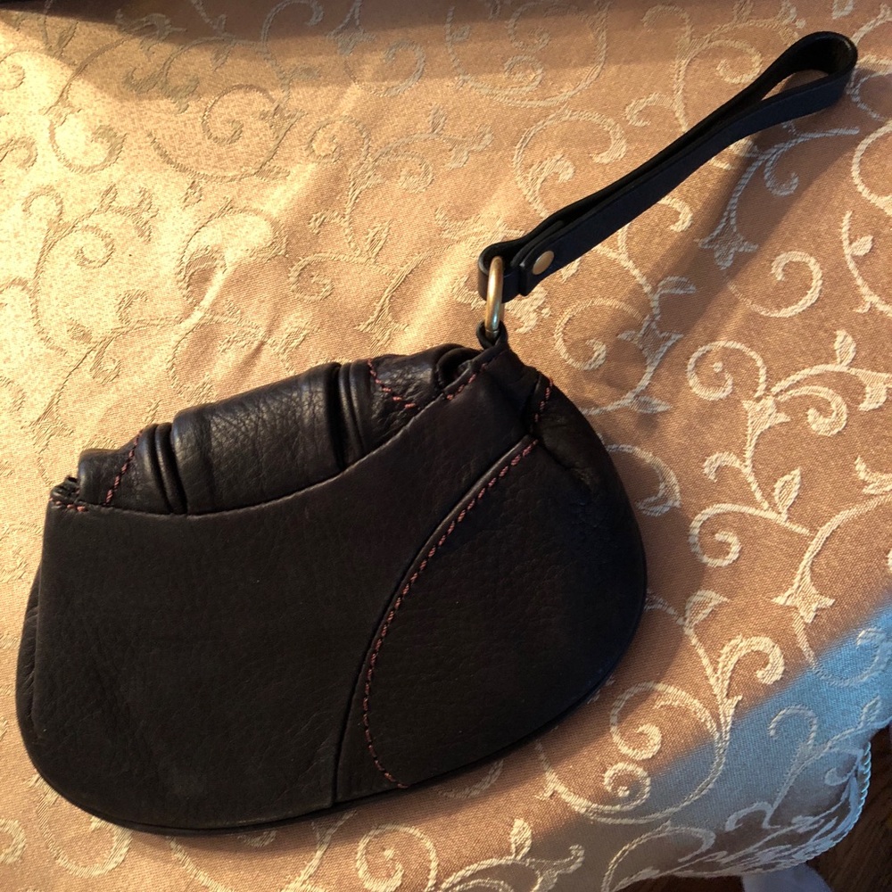 Juicy couture wristlet - Picture 2 of 4