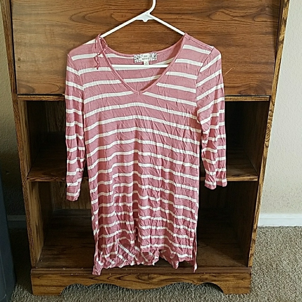 Pink republic half sleeve vneck