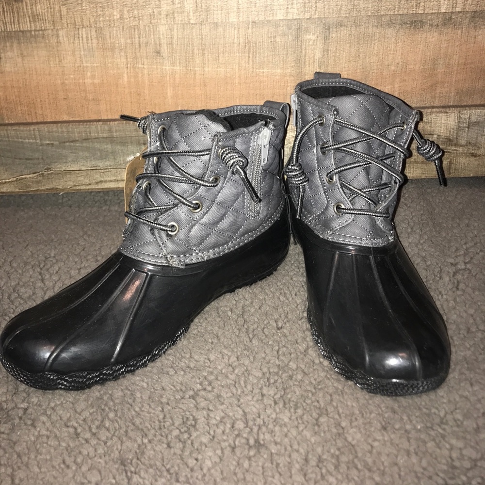 ‼️SOLD‼️ Duck Boots Gray Black