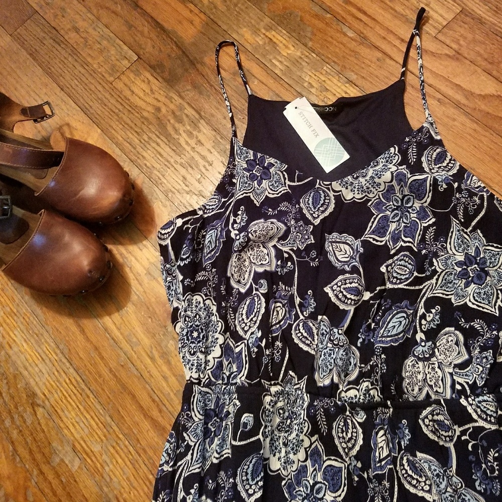 !SALE! Stitch Fix beautiful lined maxi dress!