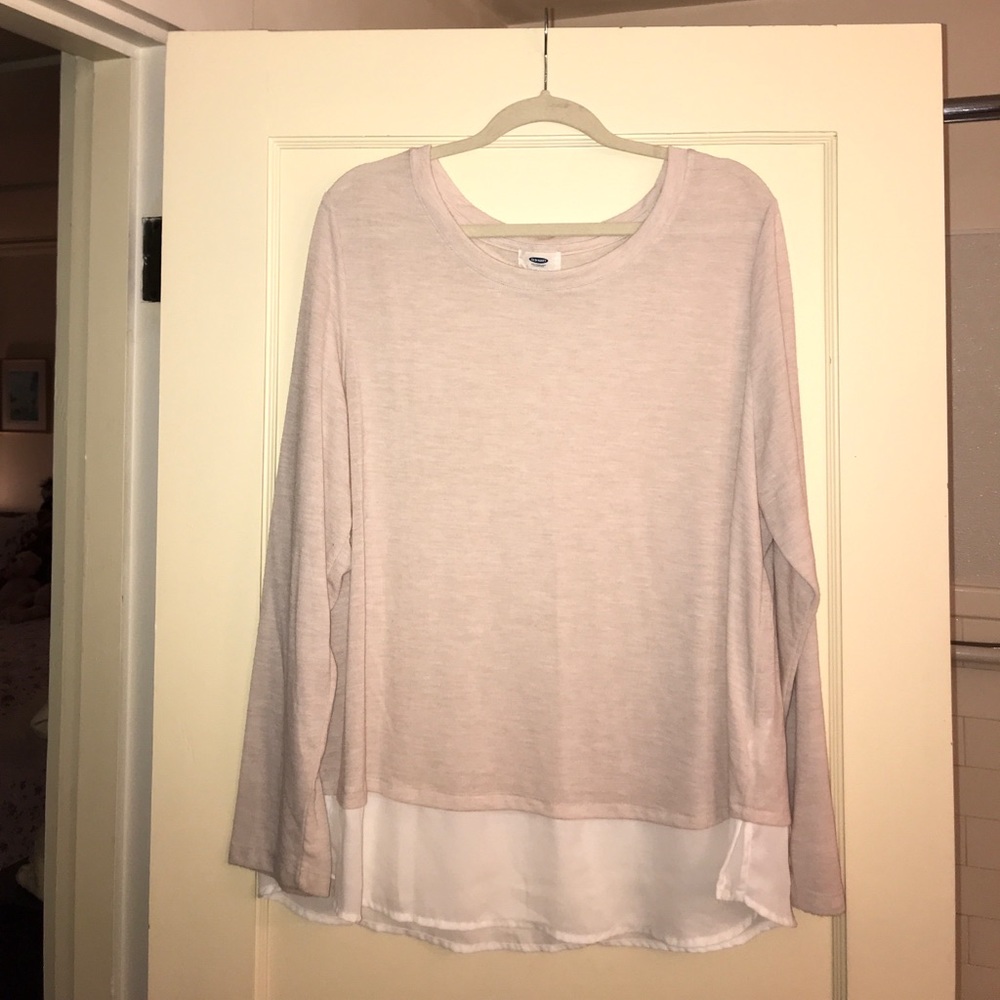 Women’s Long Sleeve Top