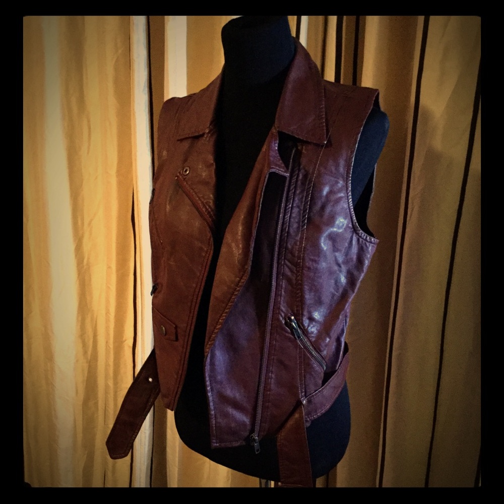 BB Dakota Auburn Faux Leather Moto Vest