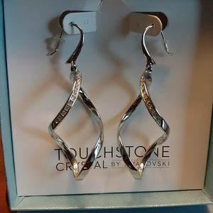 Touchstone Silver Twisted Earrings