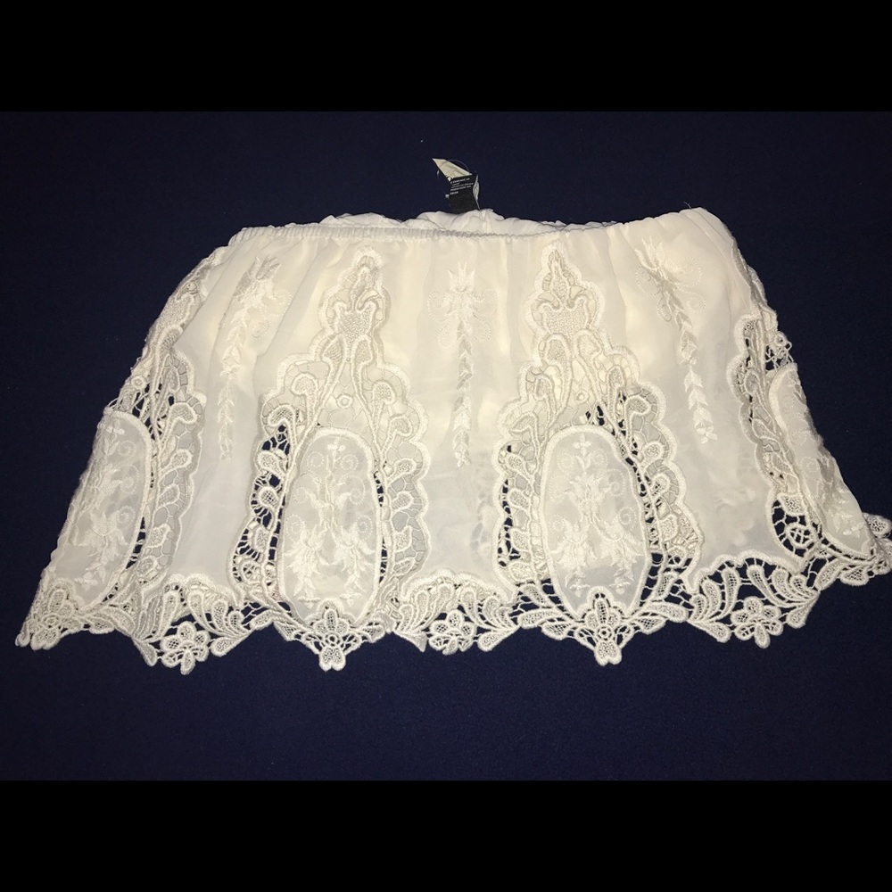 🔥 Laced tube top 🔥