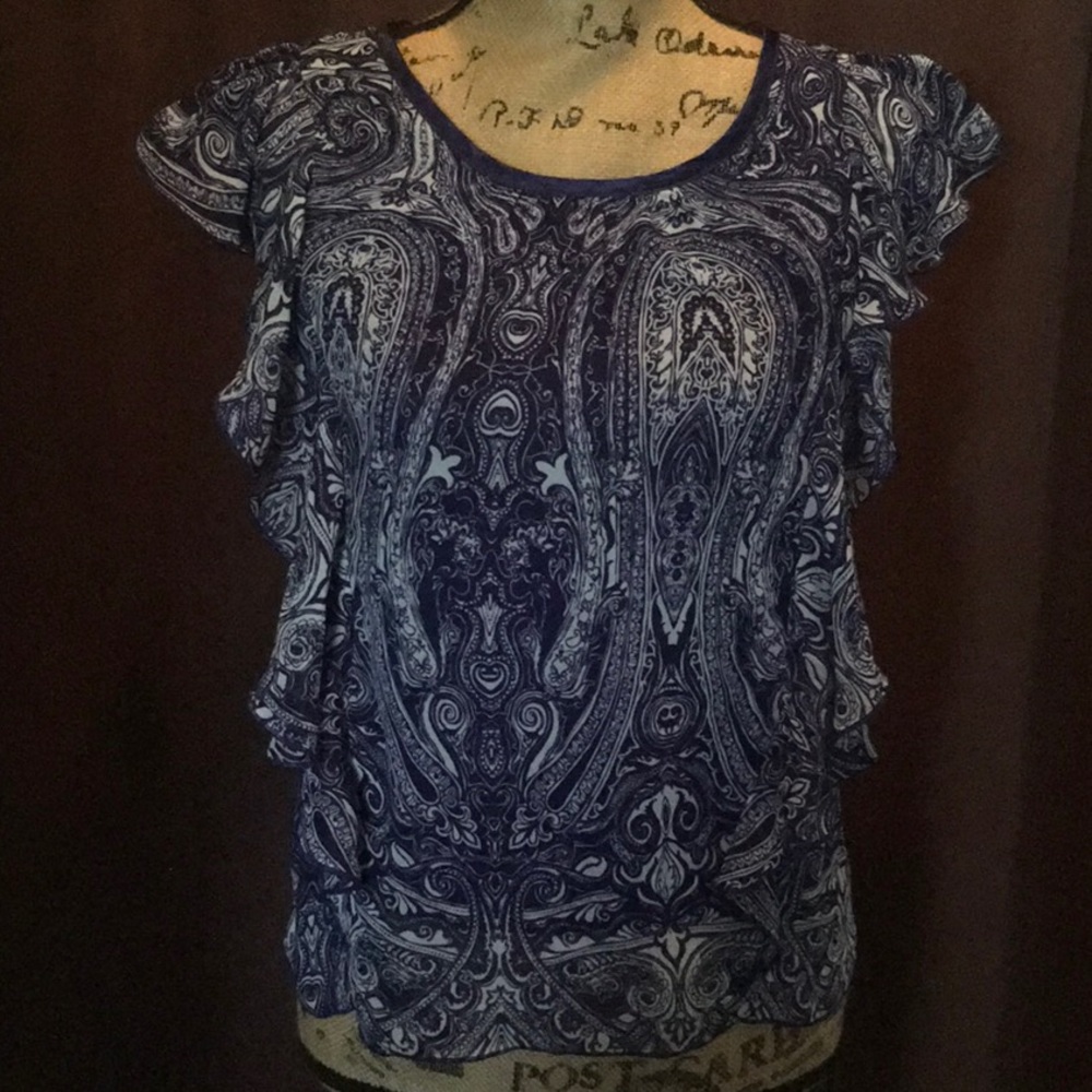 IZ Amy Byer  Ruffle Top