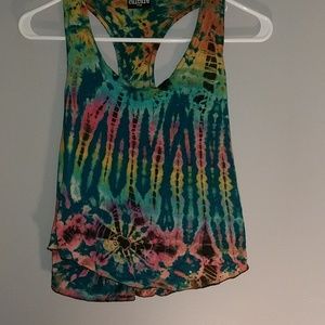 TIE-DYE tank top.
