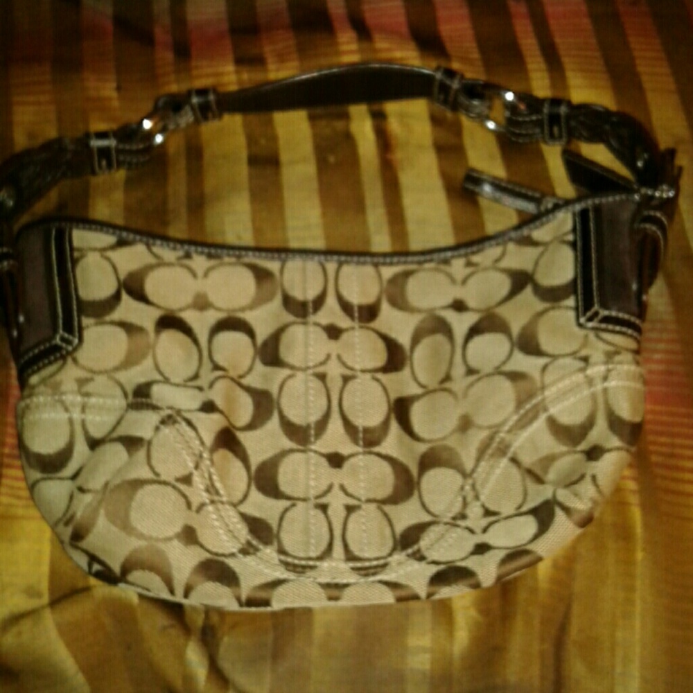 Shoulder bag