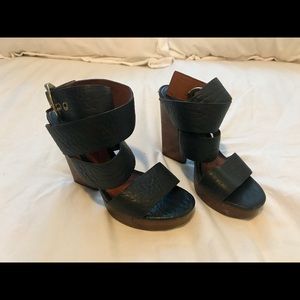 Lucky brand block strappy sandals