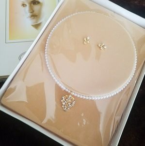 New choker and earring set