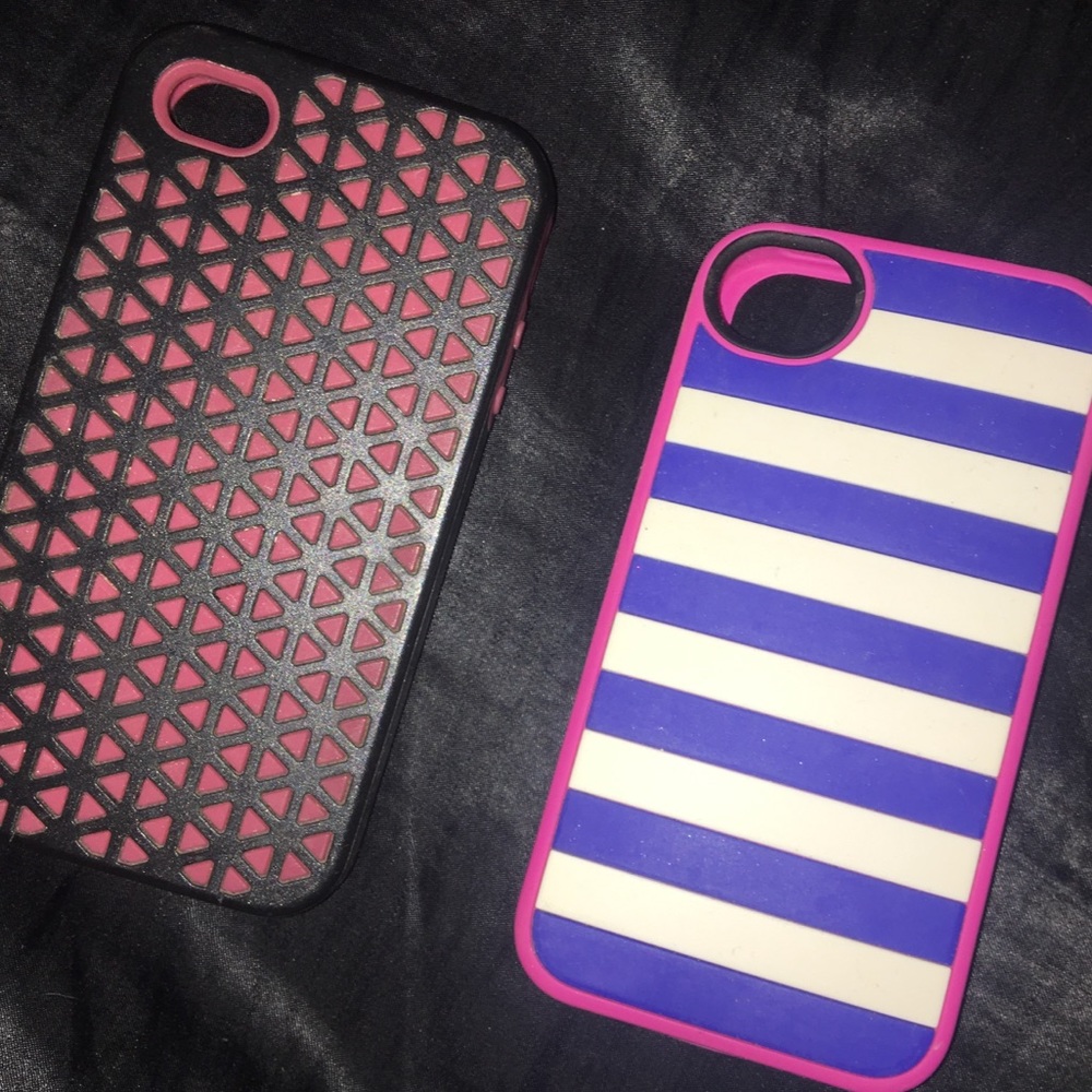 2 iPhone 4 cases ✨💖