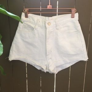Levi's Dupe White Cut Off Shorts