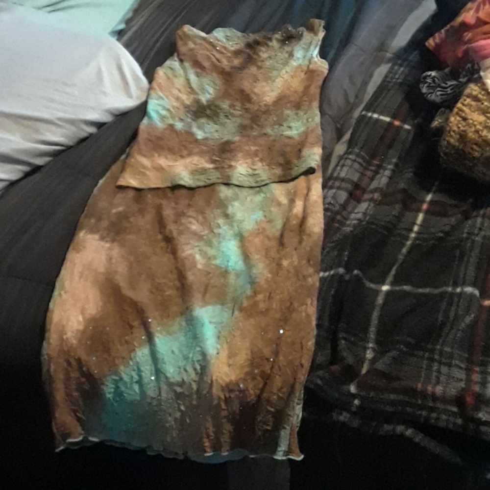 Complete outfit top n bottom skirt