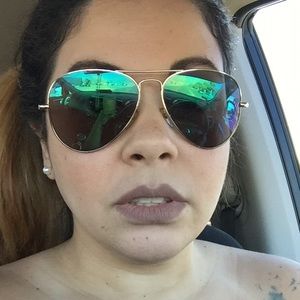 Meet your Posher, Dialyn