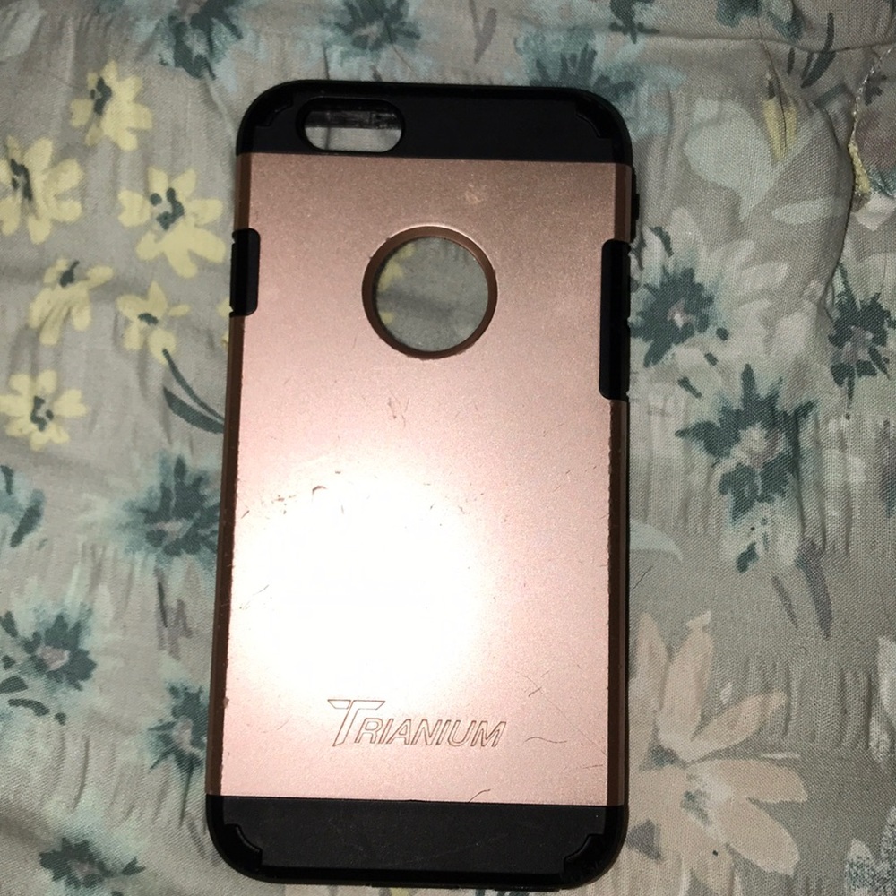 SOLD Trianium IPhone 6 case